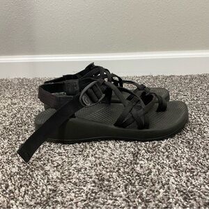 Chaco Black Strappy Sandals Women’s Size 7‎